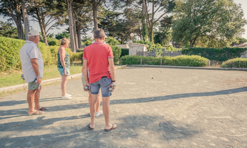 camping-avec-petanque-charente.jpg